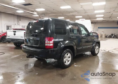 2012 Jeep Liberty Sport z USA, uszkodzony, nr VIN 1C4PJMAK5CW172402